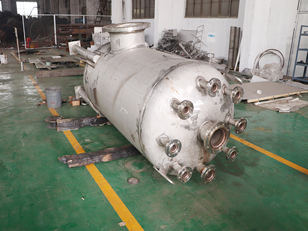 Stainless Steel Tank 